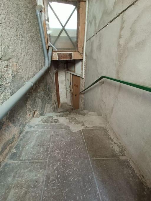 #l'escale#maison De Bourg#thiers Holiday home *