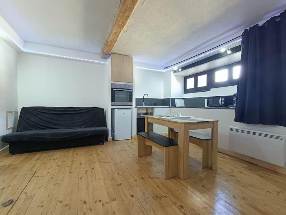 Holiday home #l'escale#maison De Bourg#thiers Thiers